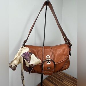 Vintage 2006 Authentic Coach Soho Buckle flap Shoulder Bag